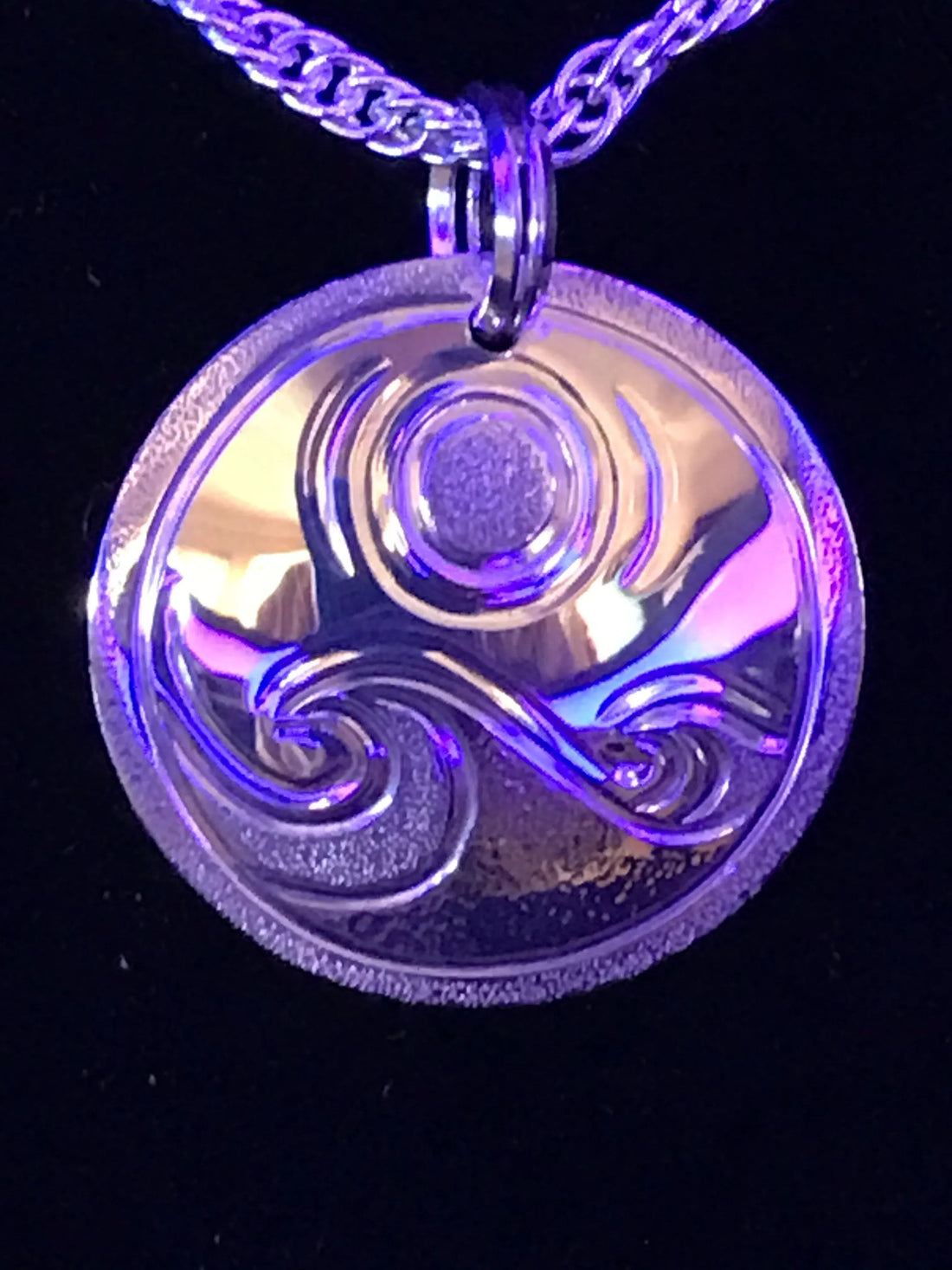 Waves & Full Moon sterling silver round pendant